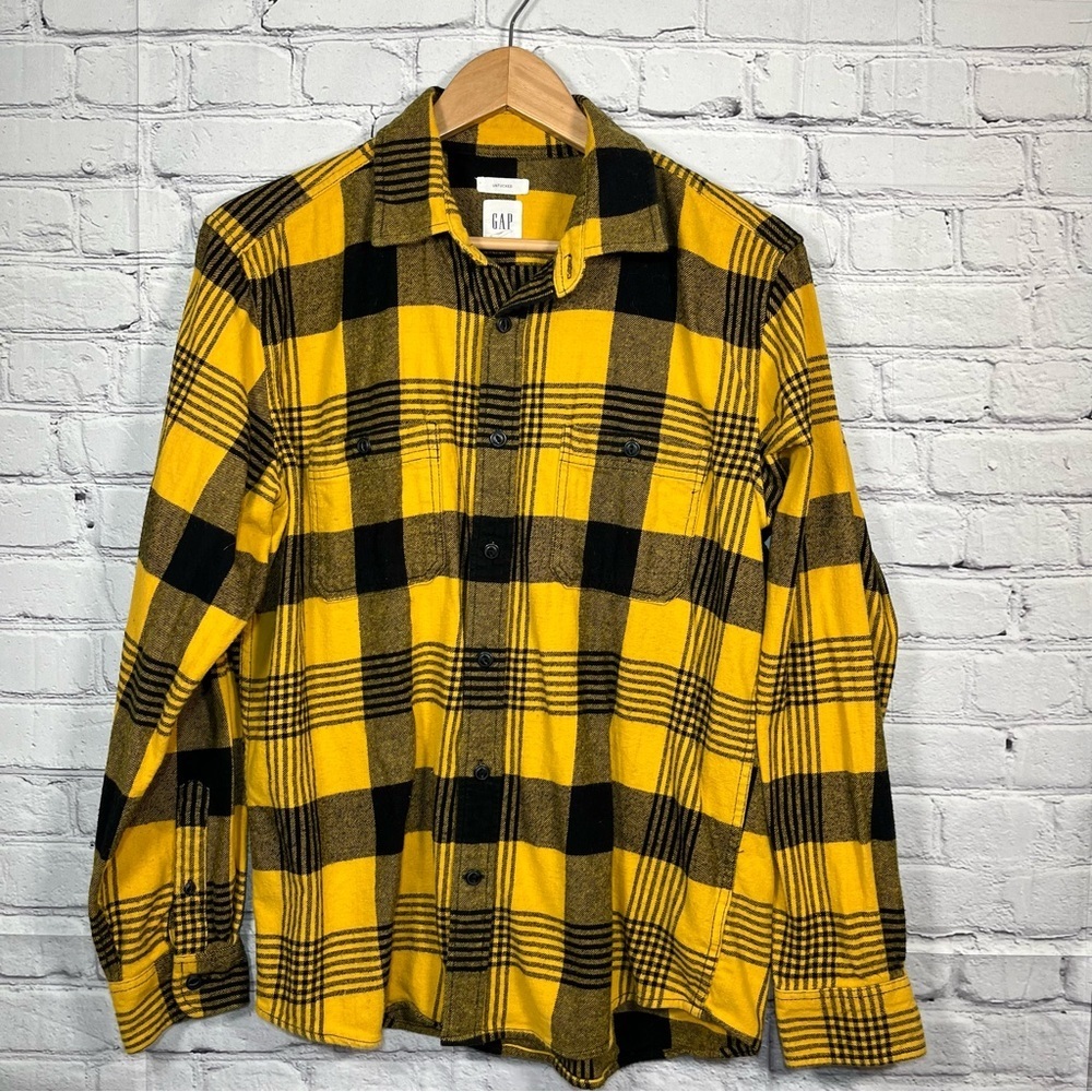Gap Untucked Plaid Flannel Shirt Mens Medium Yellow Long Sleeve Button Up